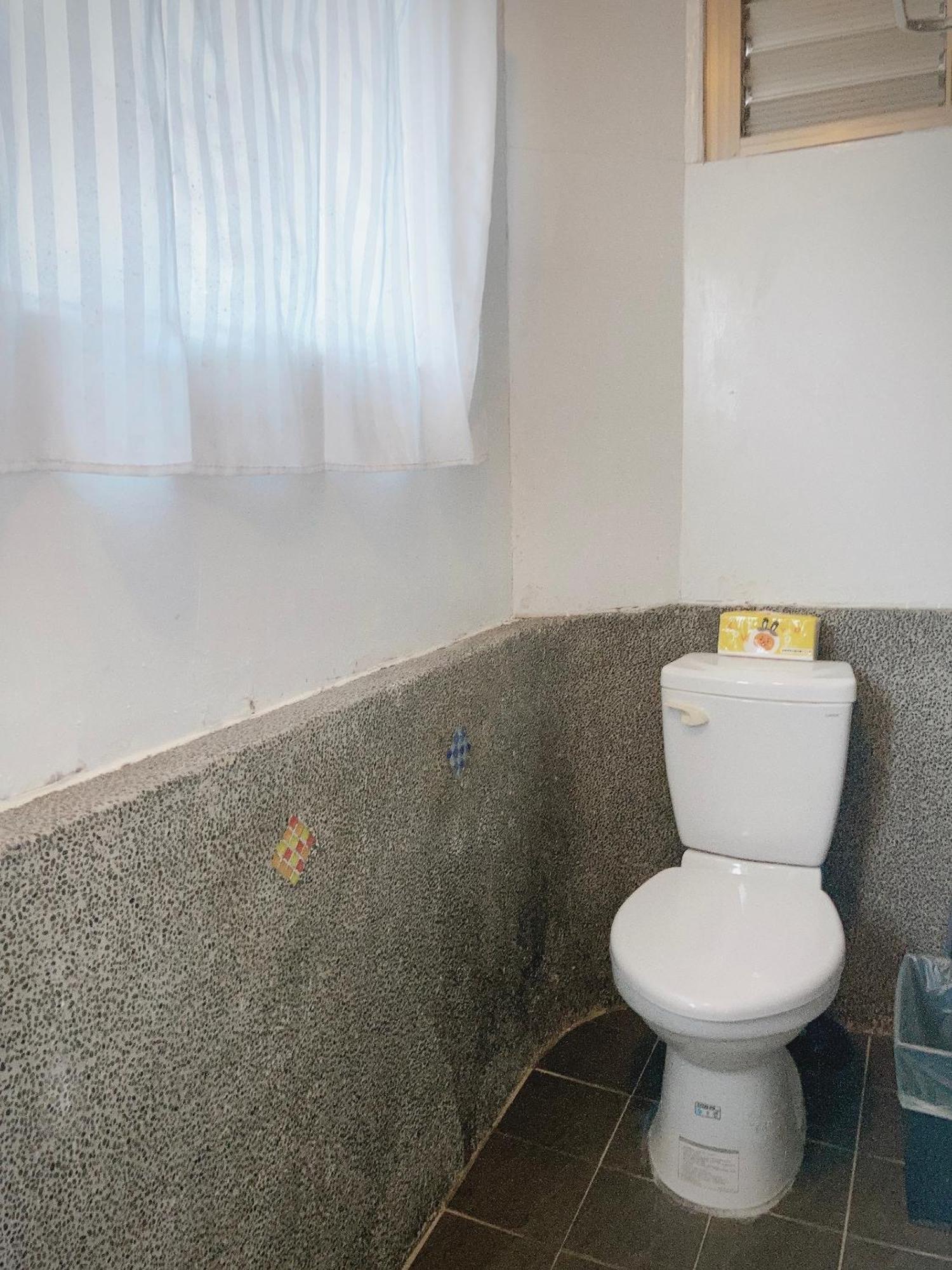 Apartamento 台南富居tainan Fu House預訂後請主動聯繫做確認才保留訂房 Exterior foto
