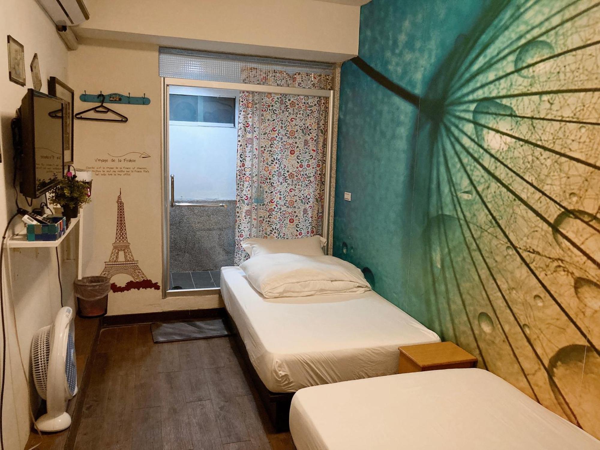 Apartamento 台南富居tainan Fu House預訂後請主動聯繫做確認才保留訂房 Exterior foto